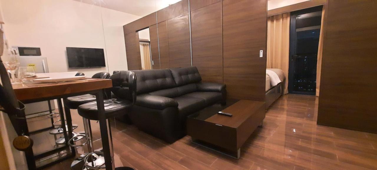 Апартаменты Air Luxury Makati Cbd With Balcony Манила Экстерьер фото