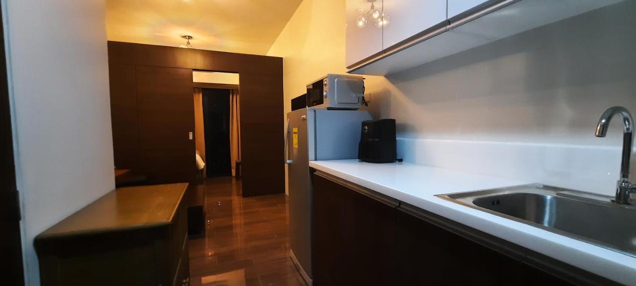 Апартаменты Air Luxury Makati Cbd With Balcony Манила Экстерьер фото
